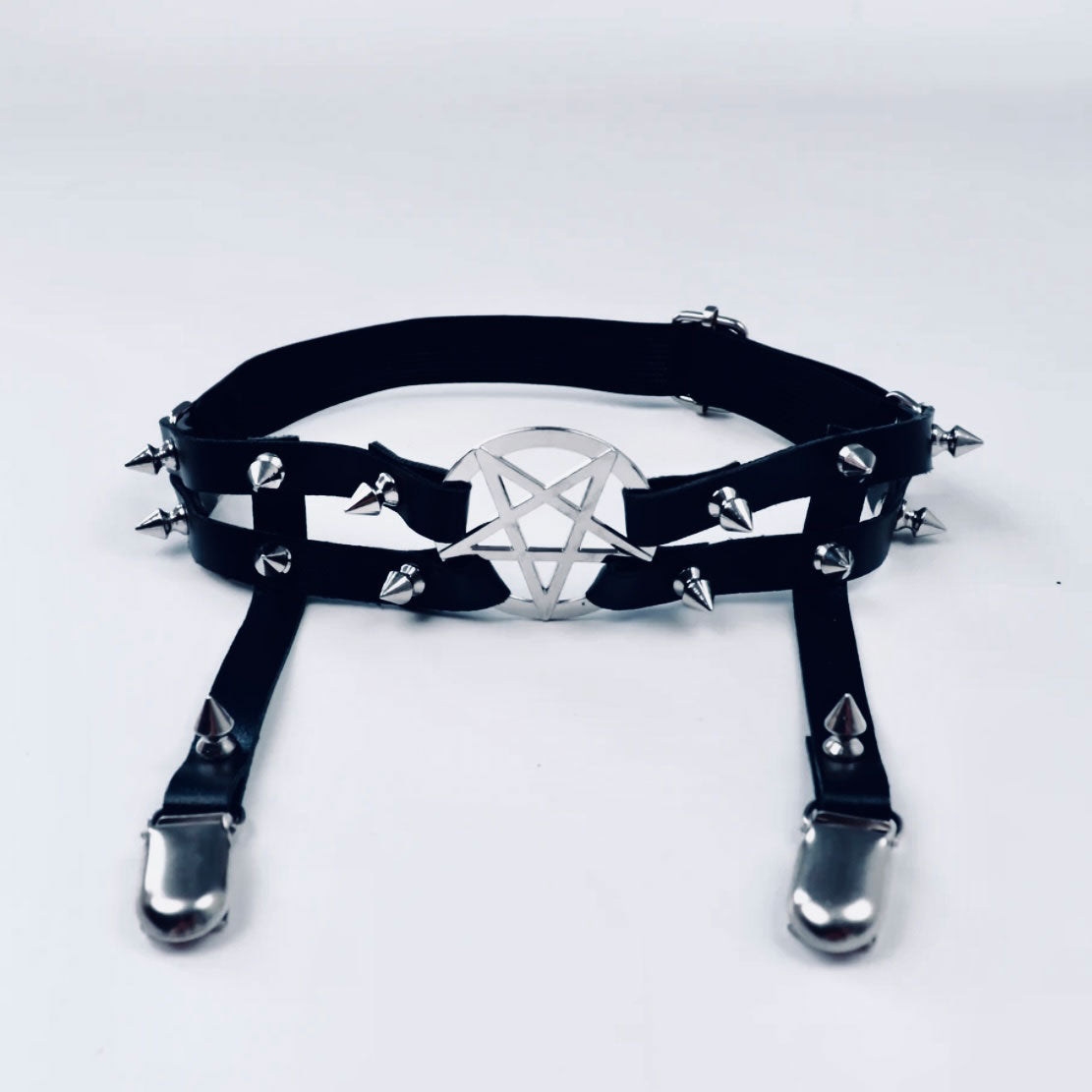 Wicked Ways Spike Garter