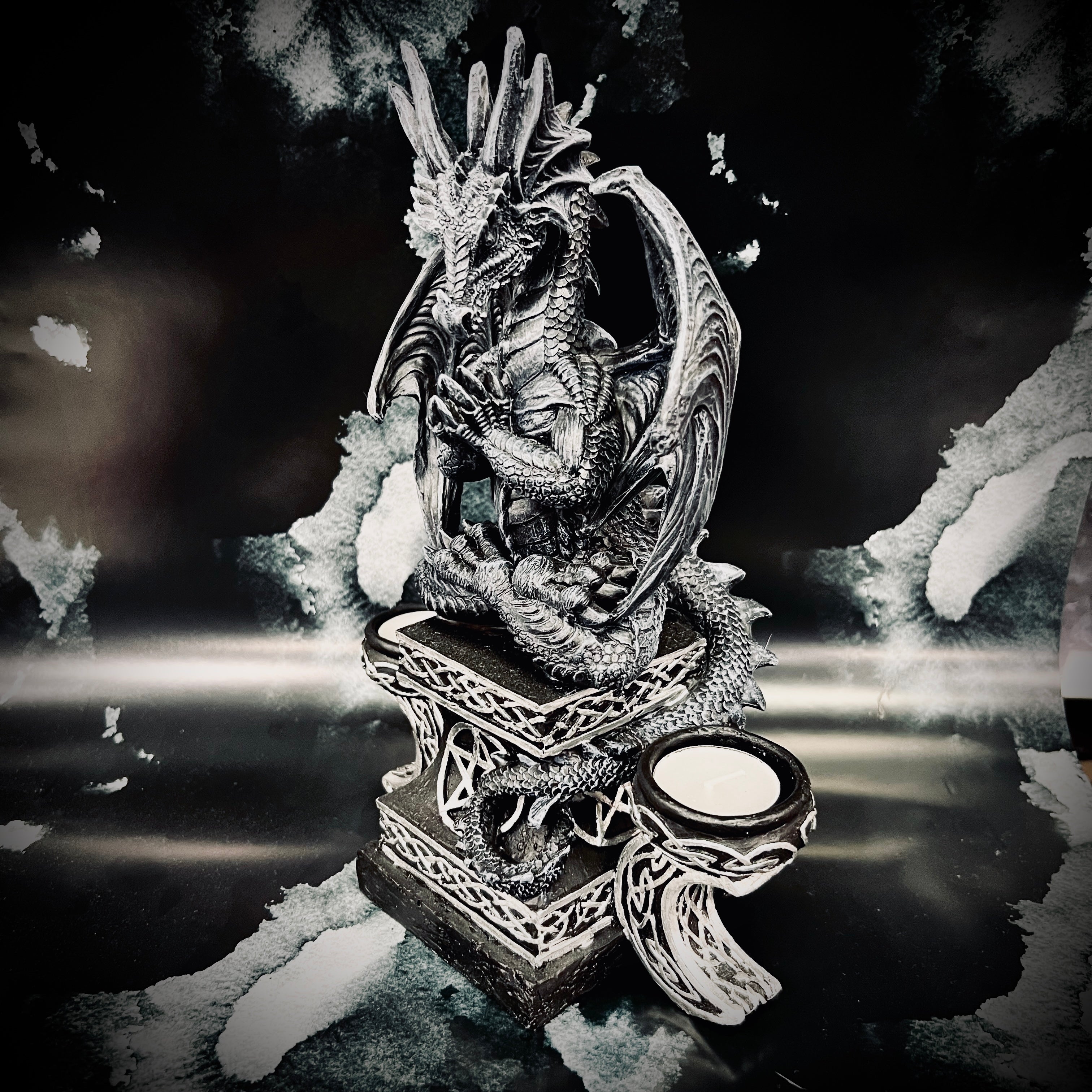 Quiescence Dragon Candle Holder