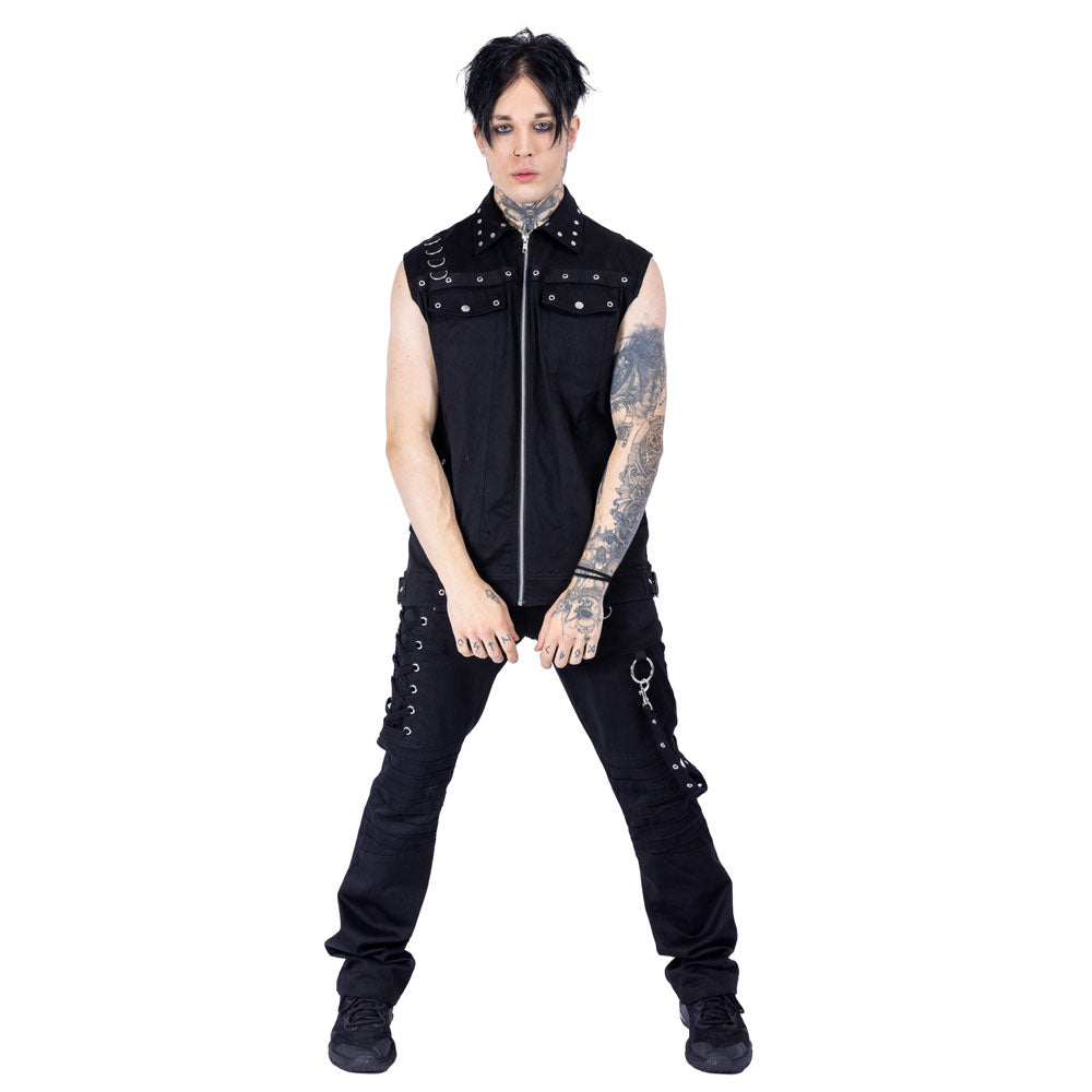Isaias Vest