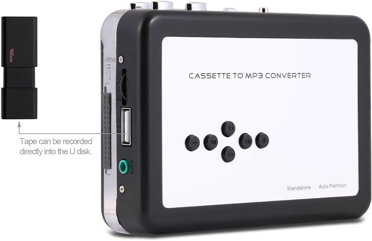 CASSETTE PLAYER: Portable Bluetooth 231 MP3 Converter