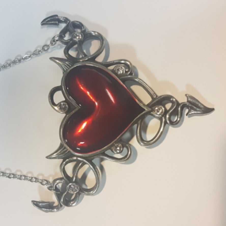 Deviled Heart Necklace ULFP25
