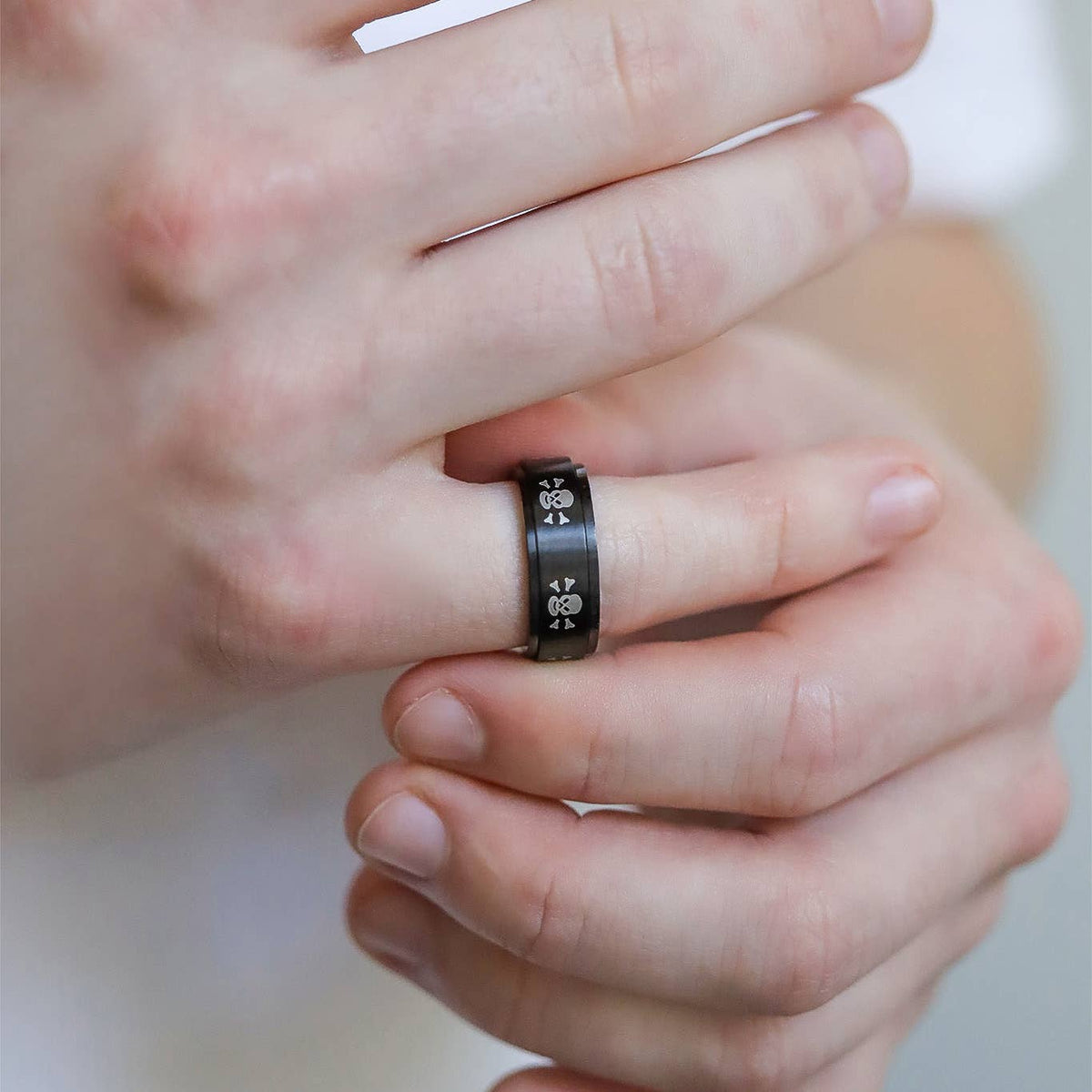 Perilous Skull Spinner Ring