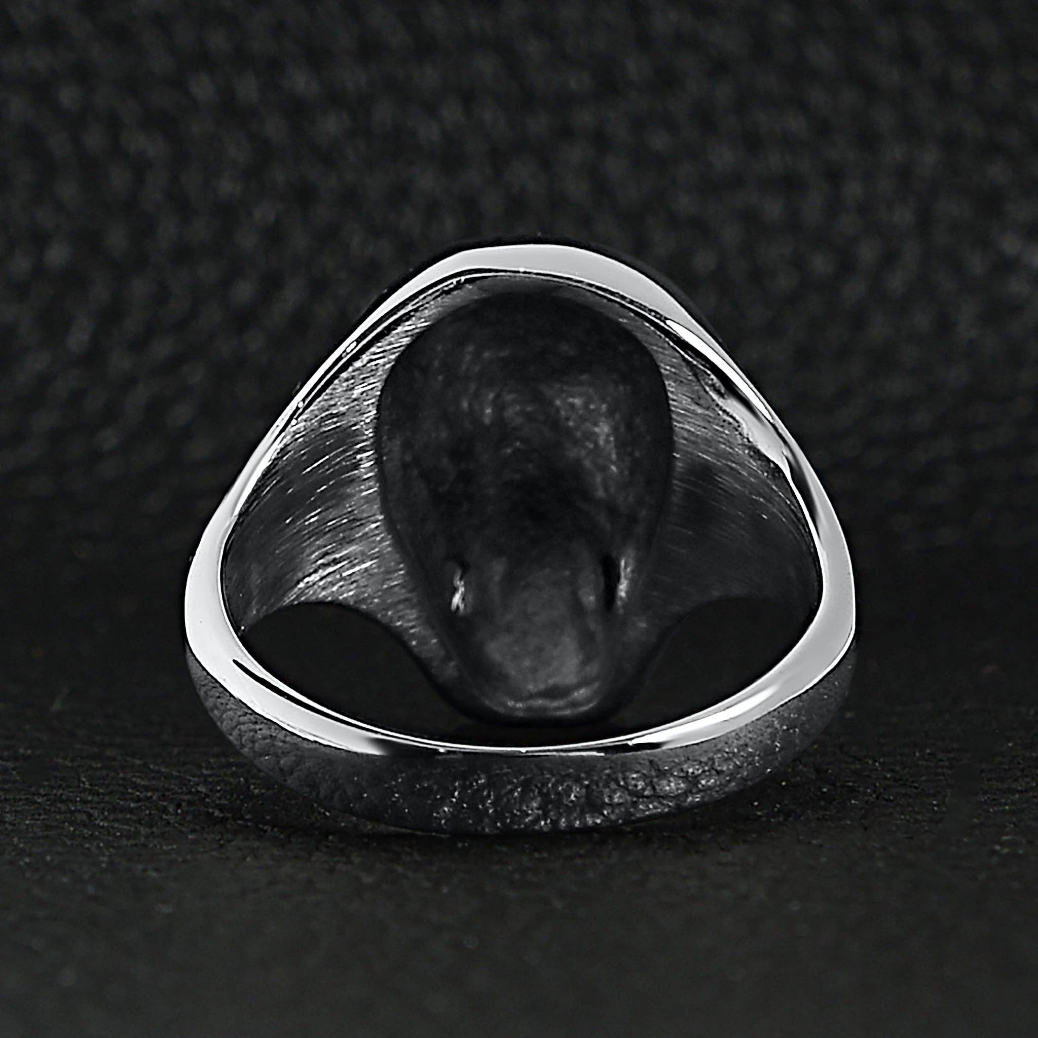 Discerning Skull Ring