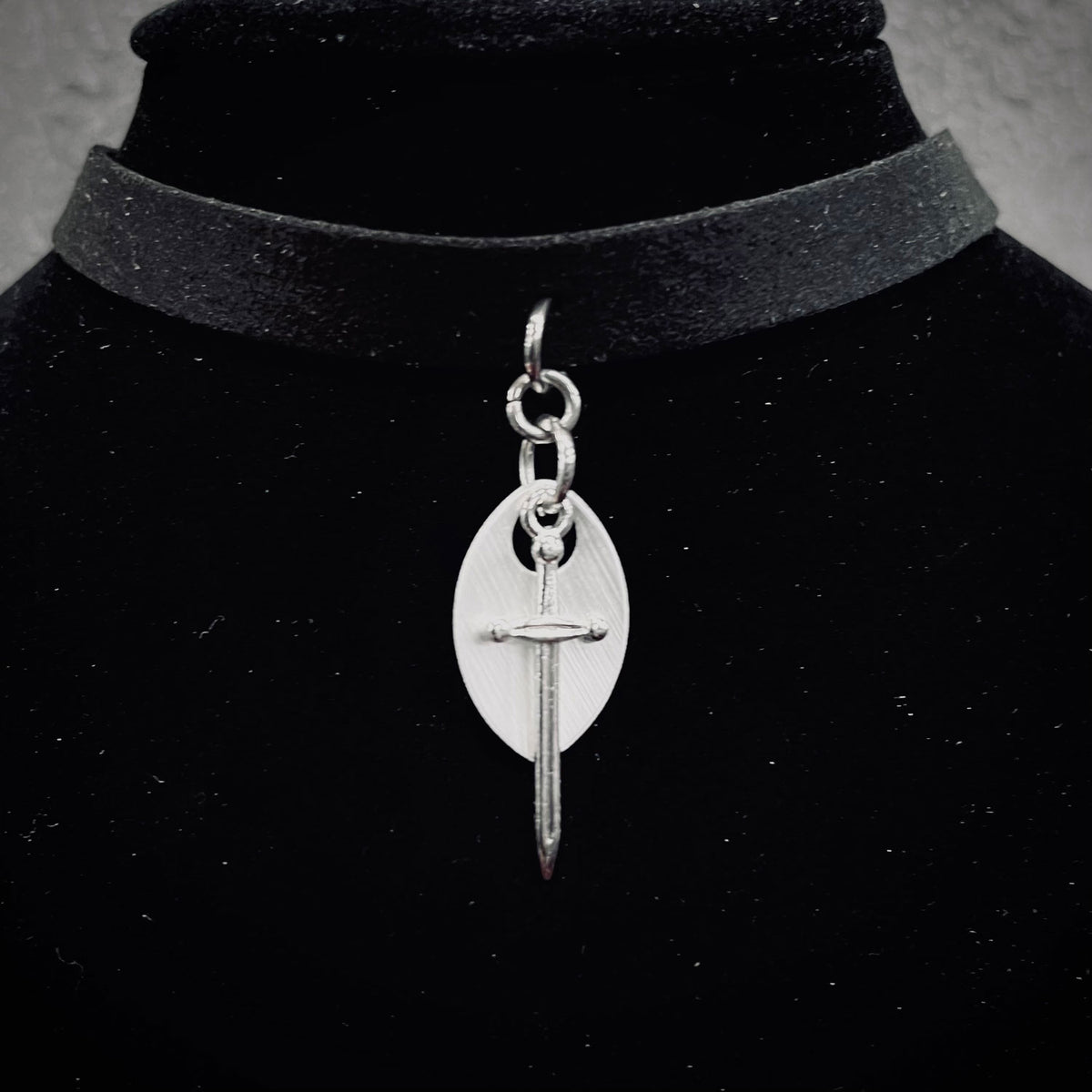 Shield Maiden Choker