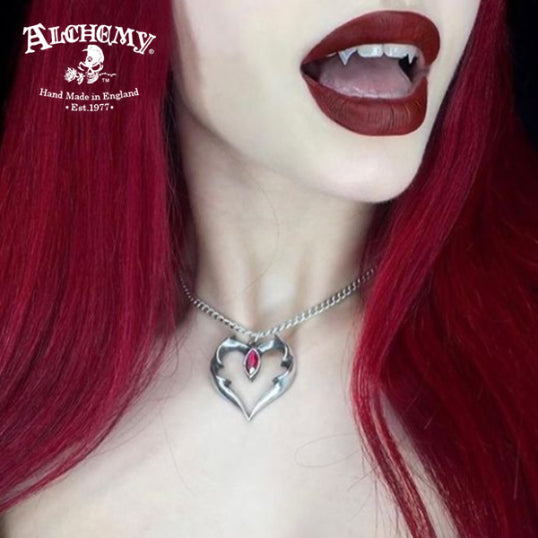 Vampire's Kiss Batheart Necklace