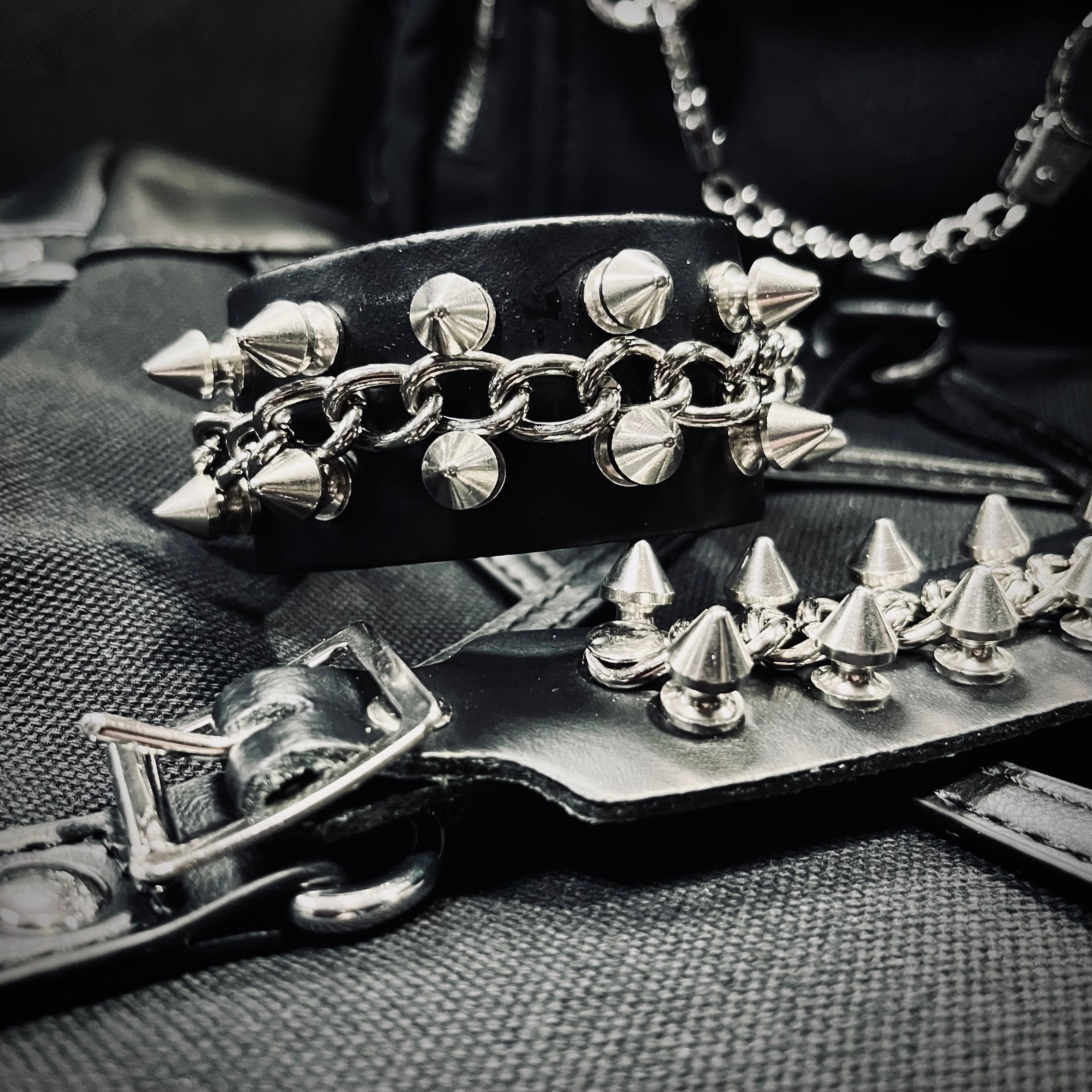 Trailnblazer Killer Spike Cuff