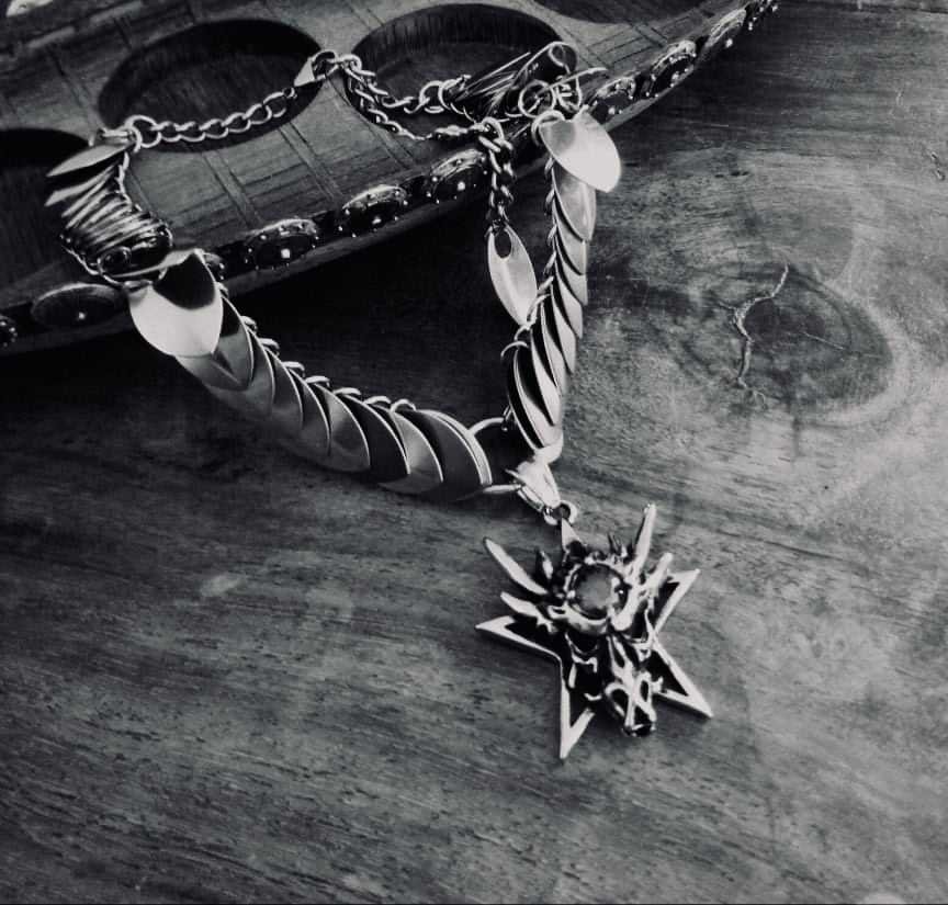 Dragons Majesty Scale Maille Choker