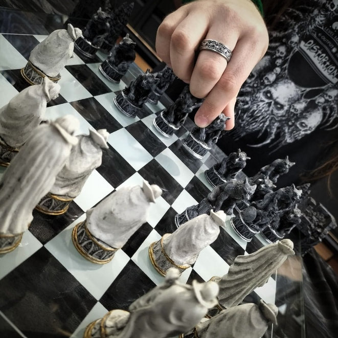 Vampire & Werewolf Chess Set