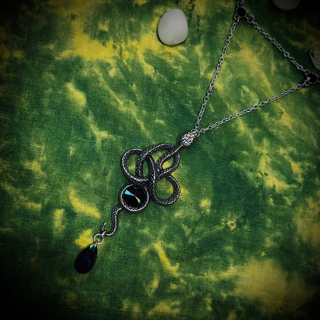 Tercia Serpent Necklace