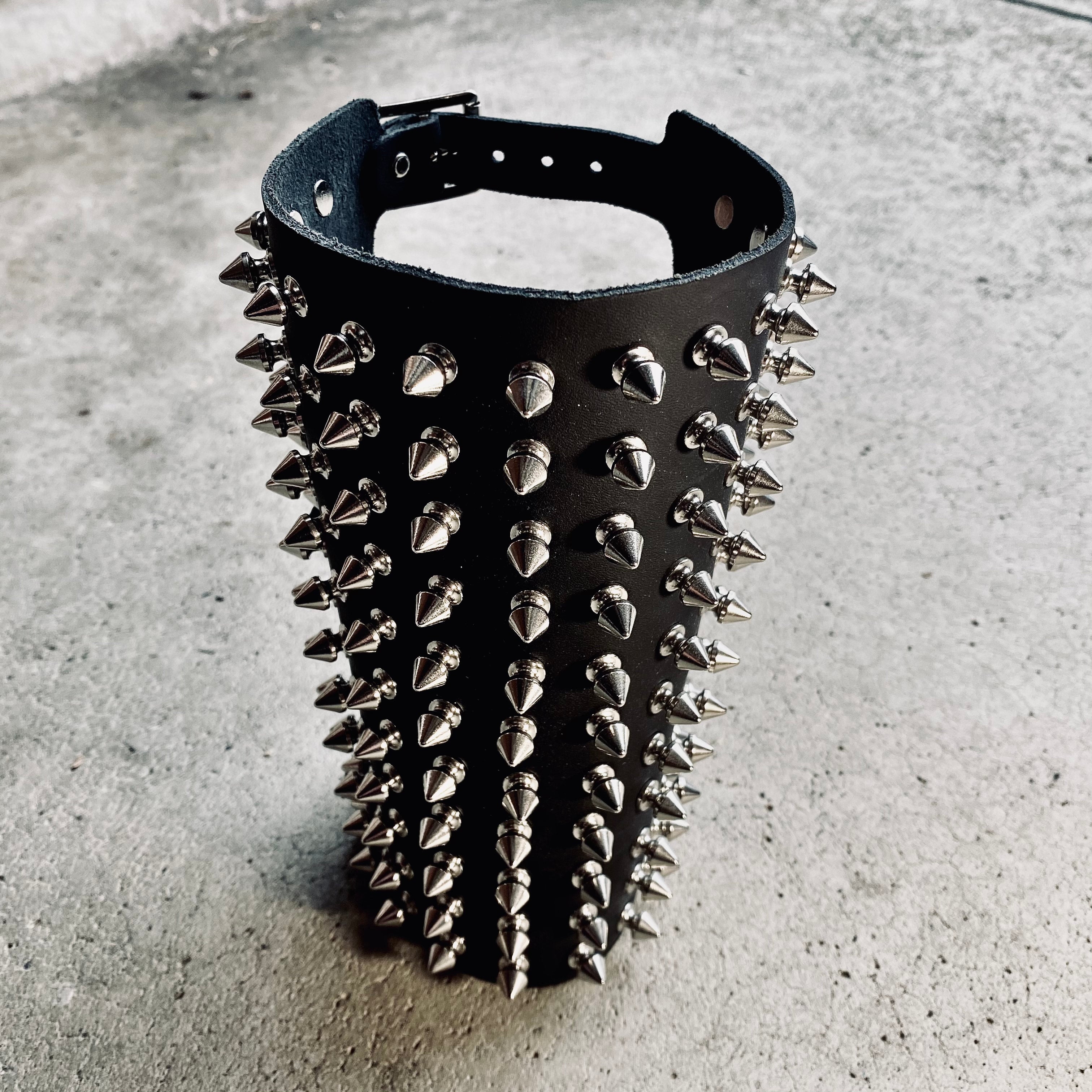 Executioner Spike Gauntlet