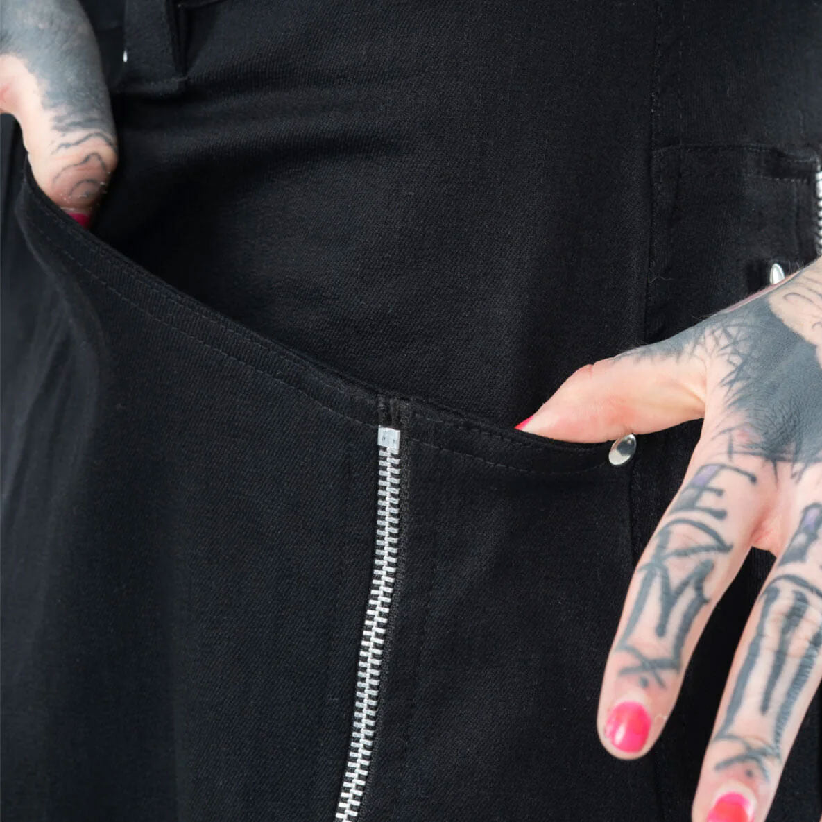 Cove Epic Zipper Grave Pants