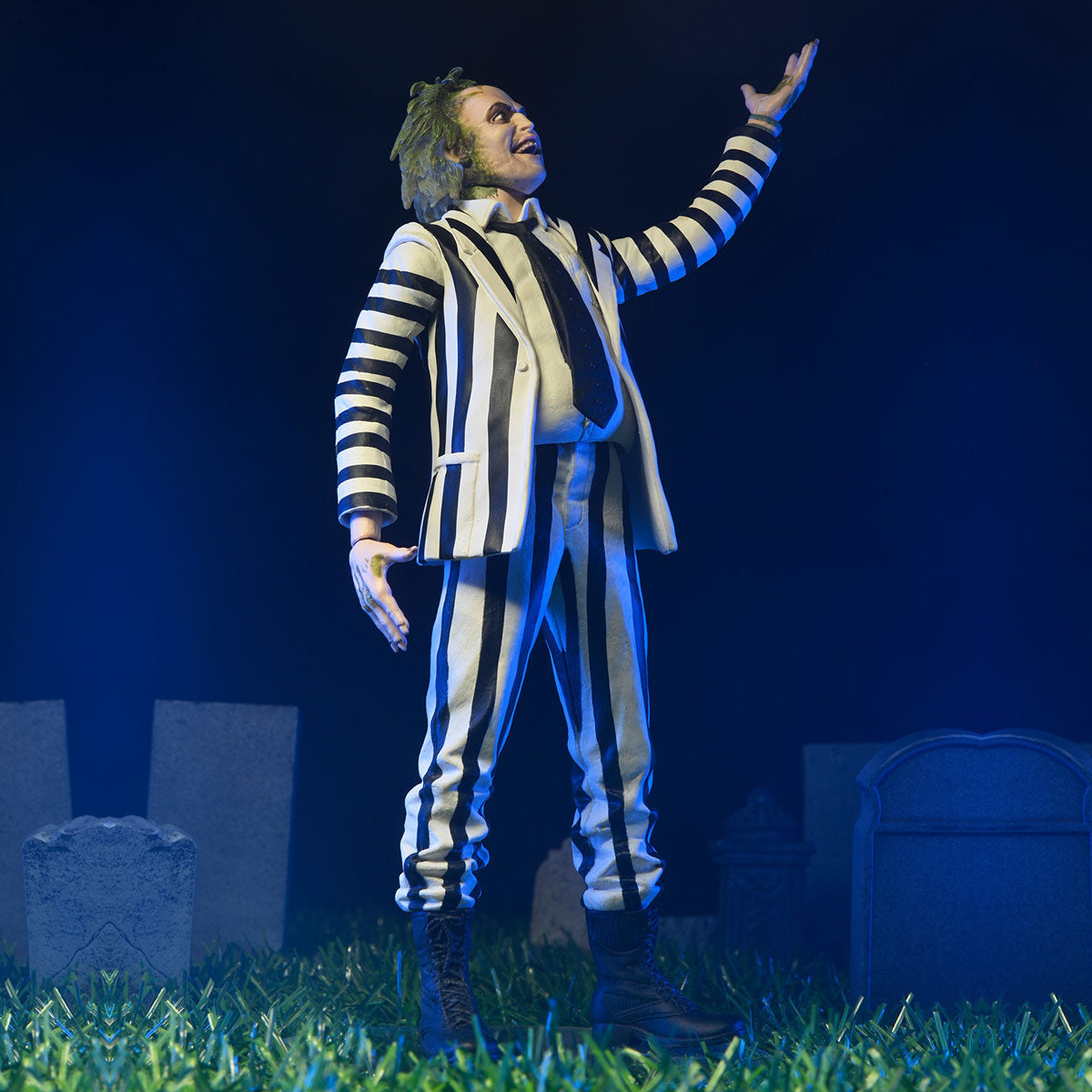 Beetlejuice (1988) - Black and White Striped Suit 7" Figure