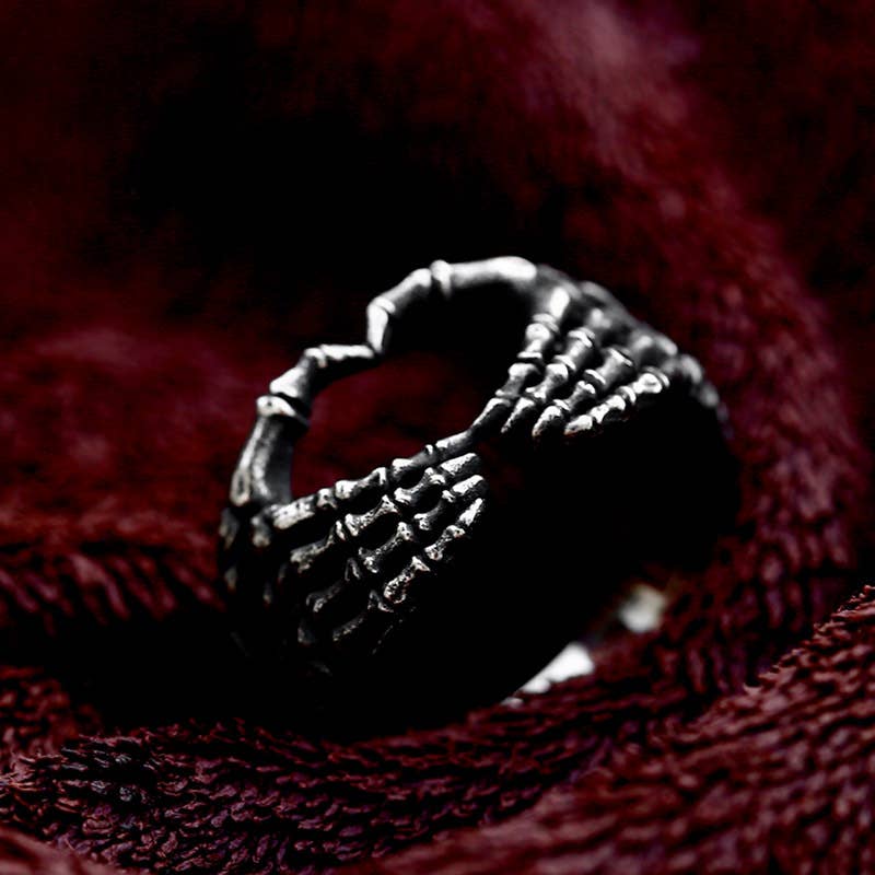 Skeletós Affirmation Ring