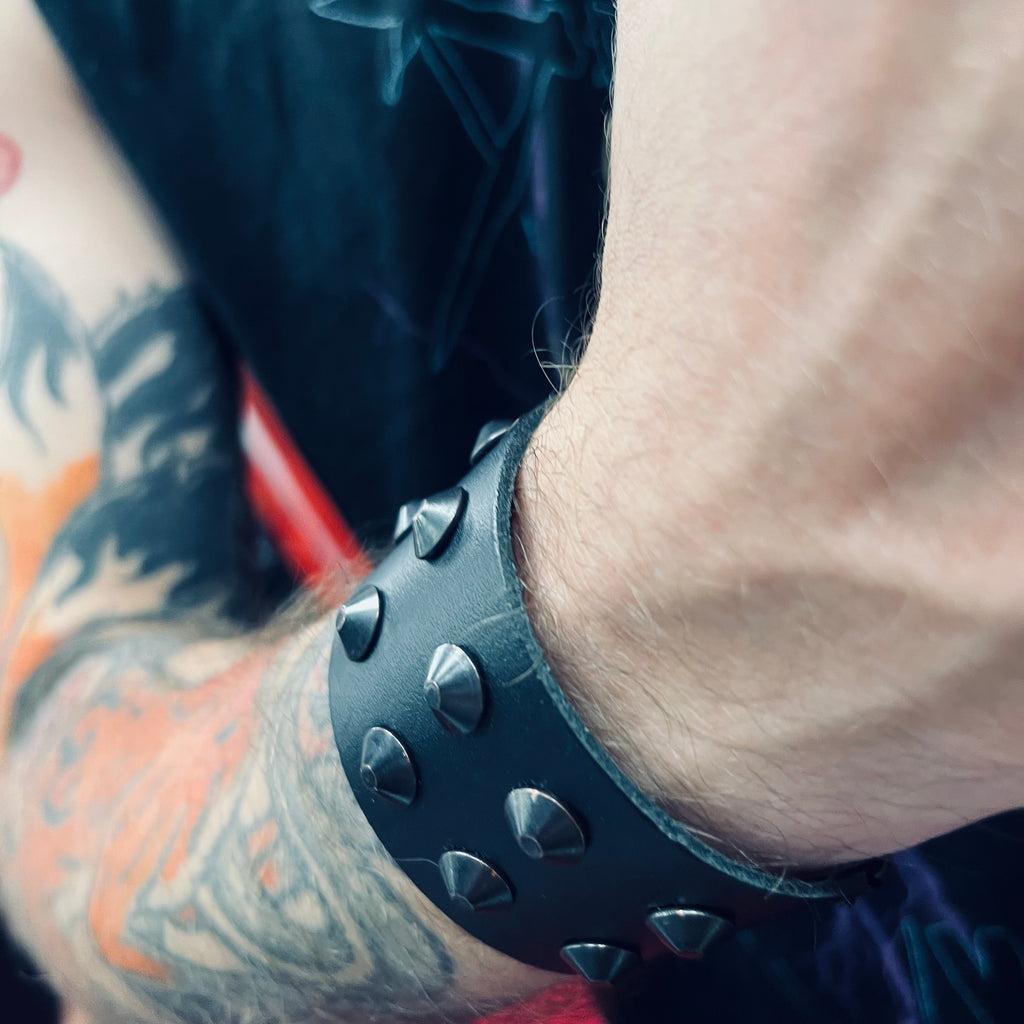 Grim's Duet Spike Cuff