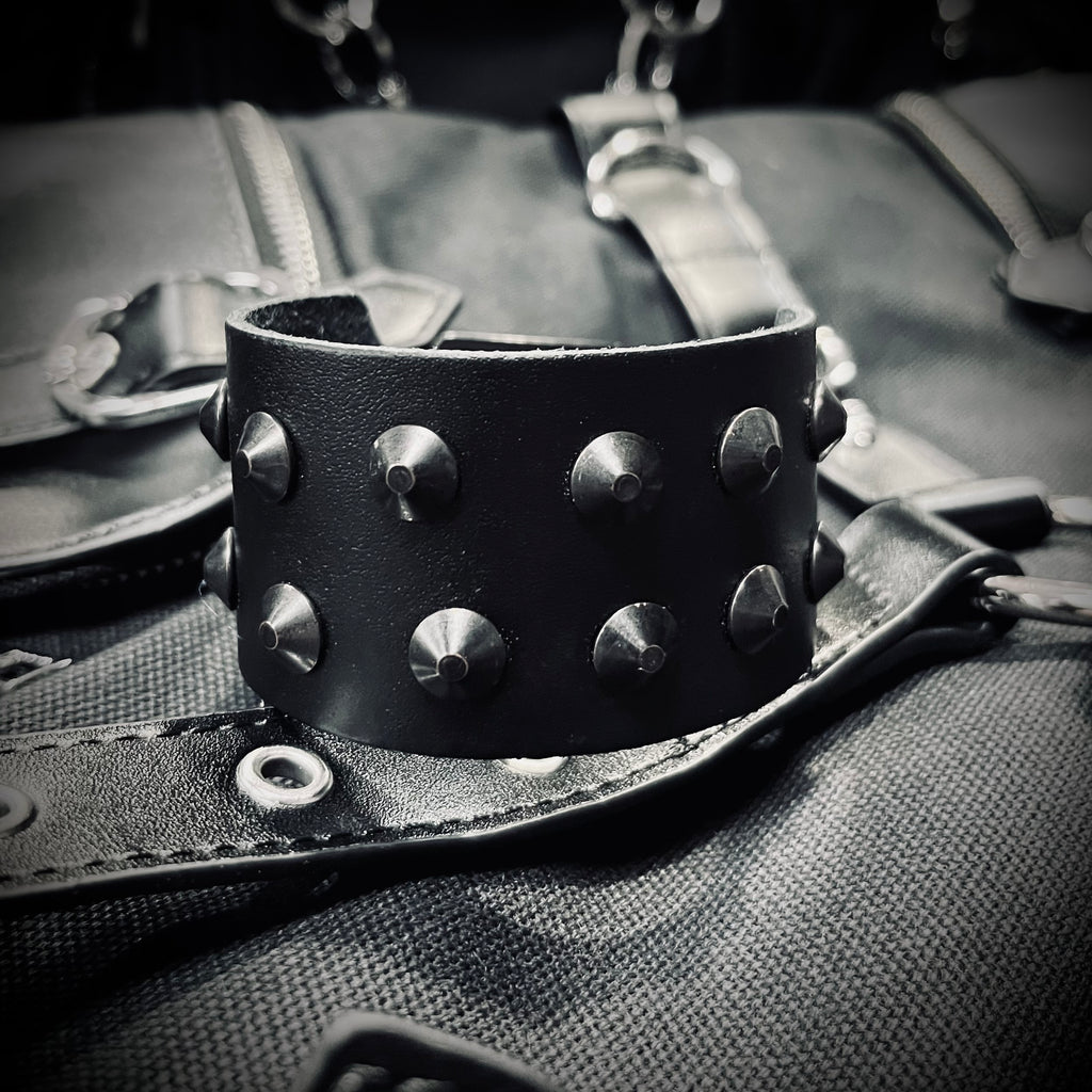 Grim's Duet Spike Cuff