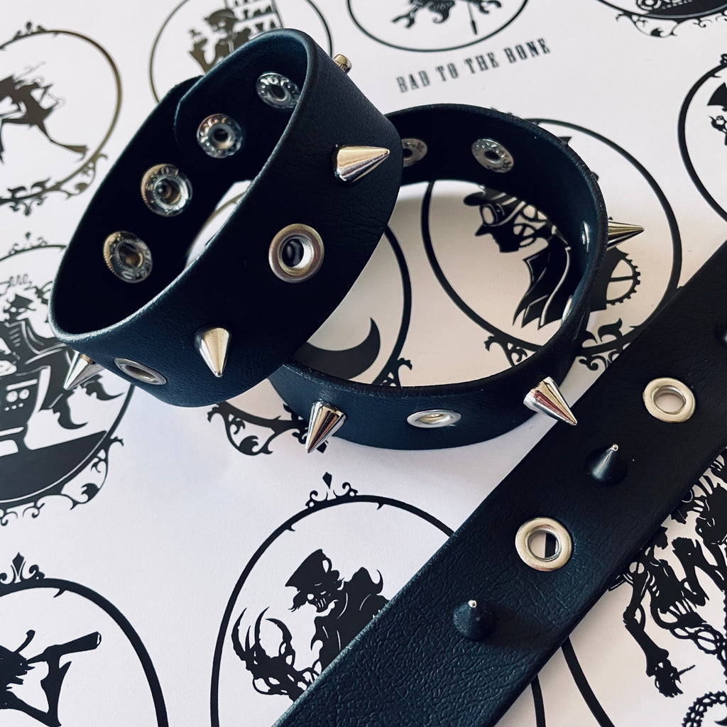 Impaler Cuff