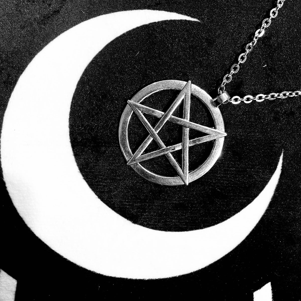 Grand Pentagram Necklace