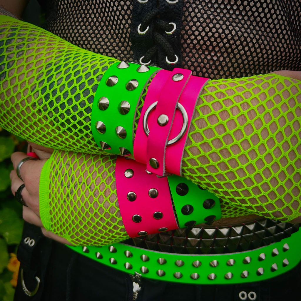 Fishnet Long Fingerless Gloves - Green (UV Reactive)