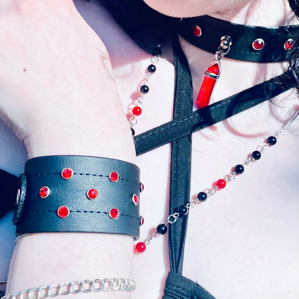 Ananke Collar
