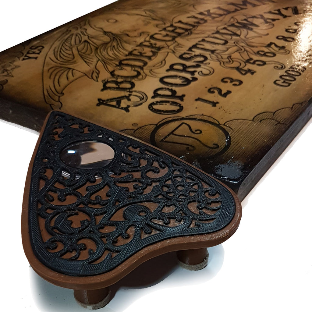 Spirit Board Cthulhu With Planchette