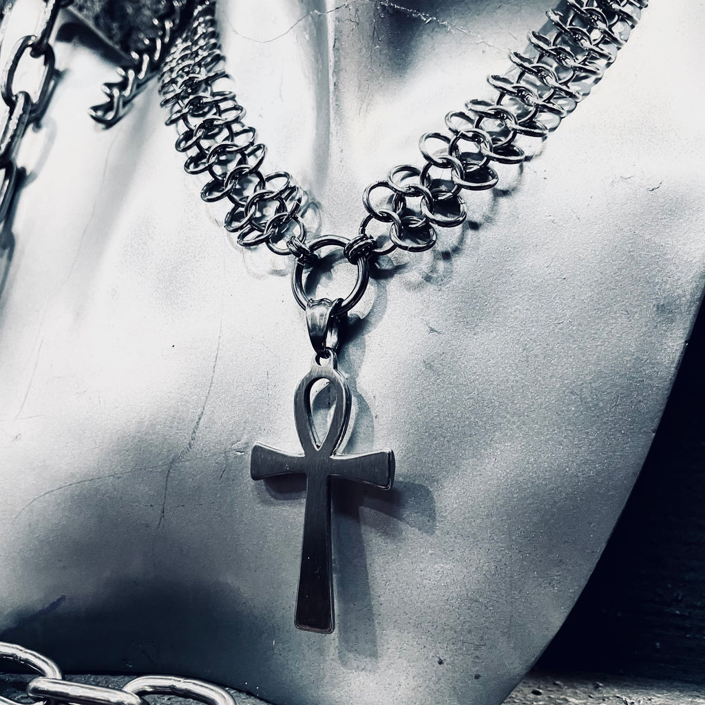 Ankh Armoured Choker