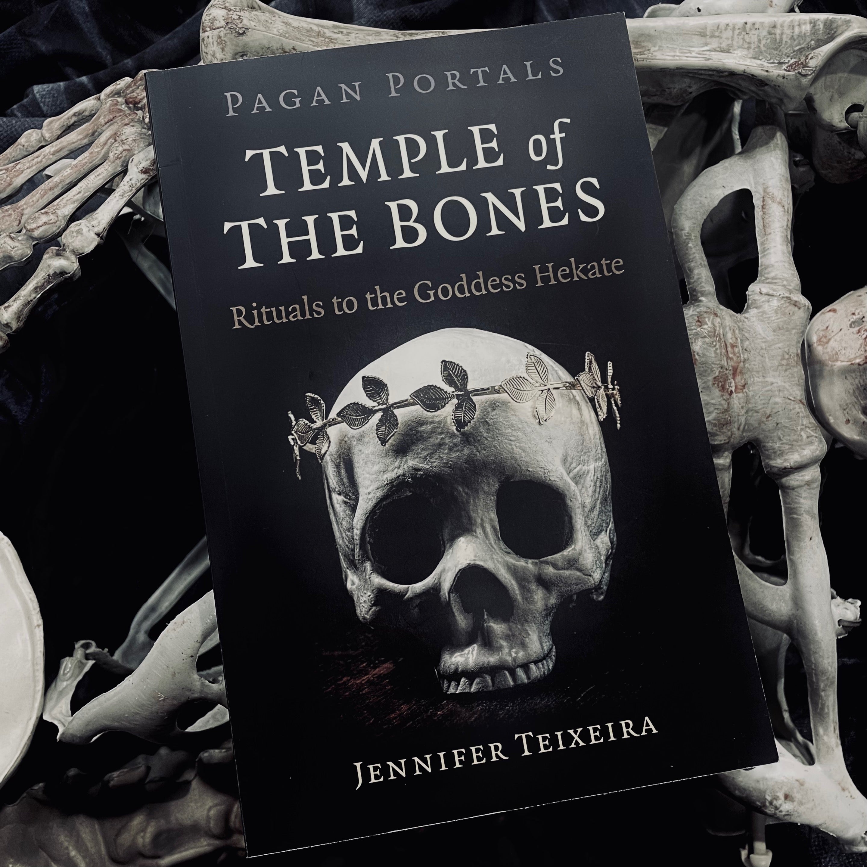 Pagan Portals: Temple Of The Bones Softcover Book
