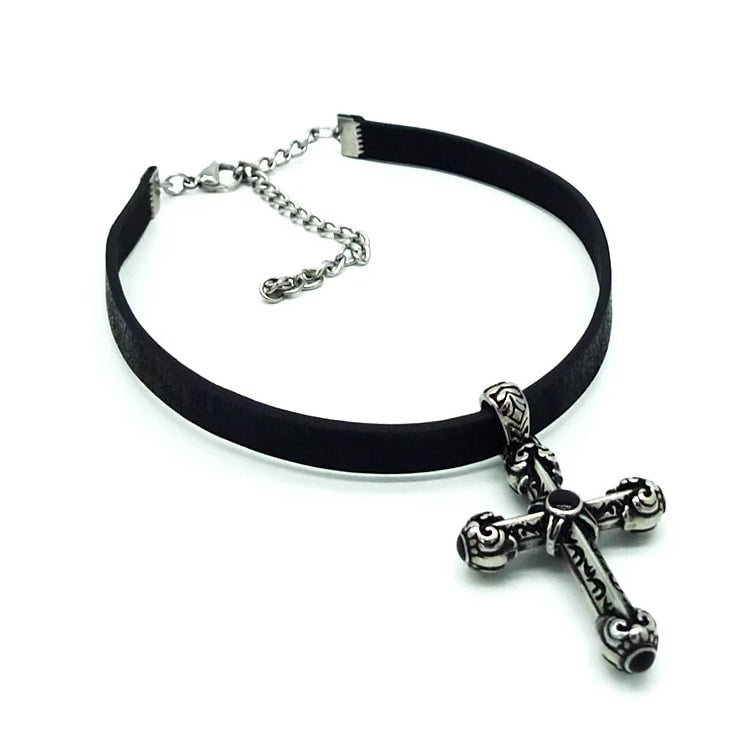 Gothic Beauty Choker