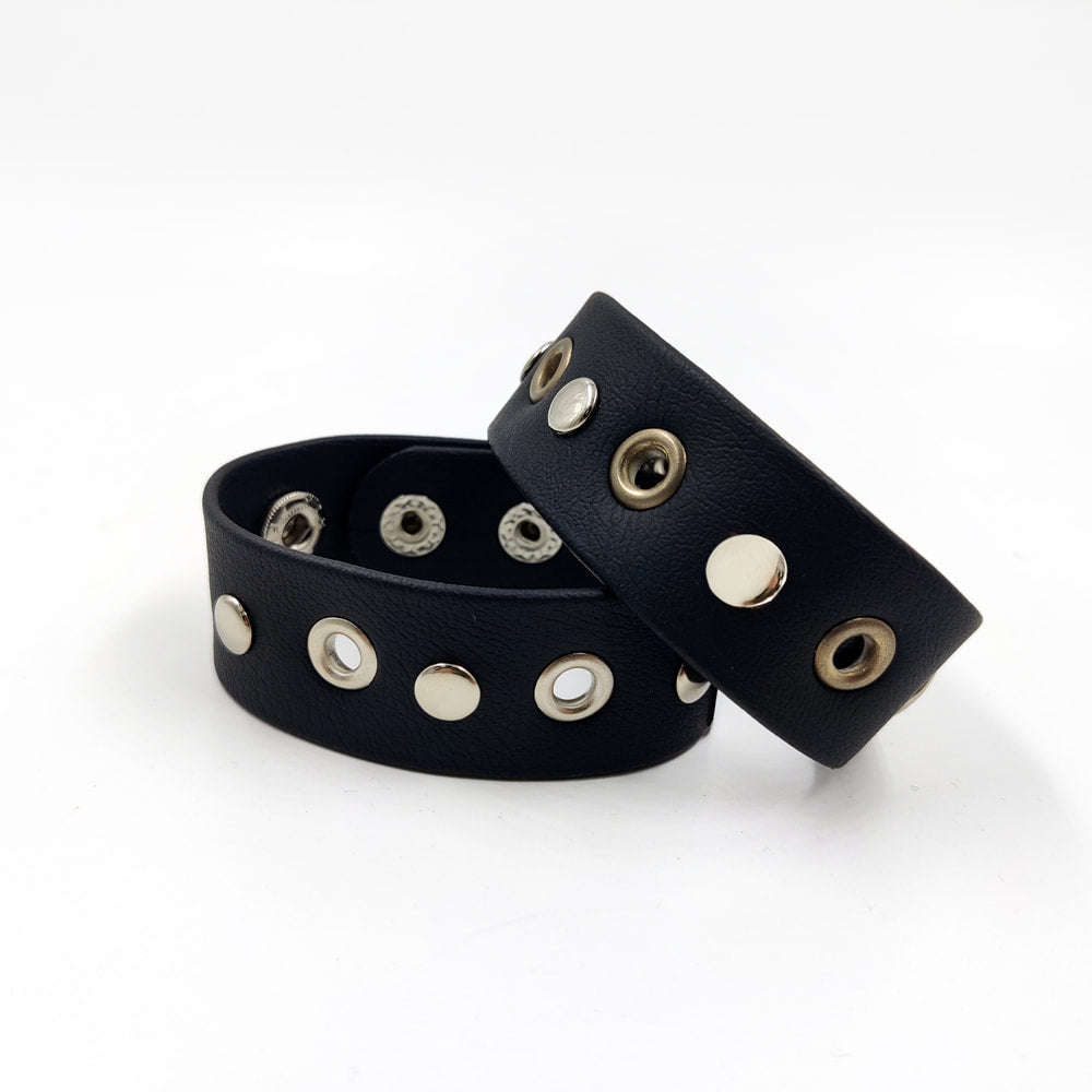 Conjure Cuff