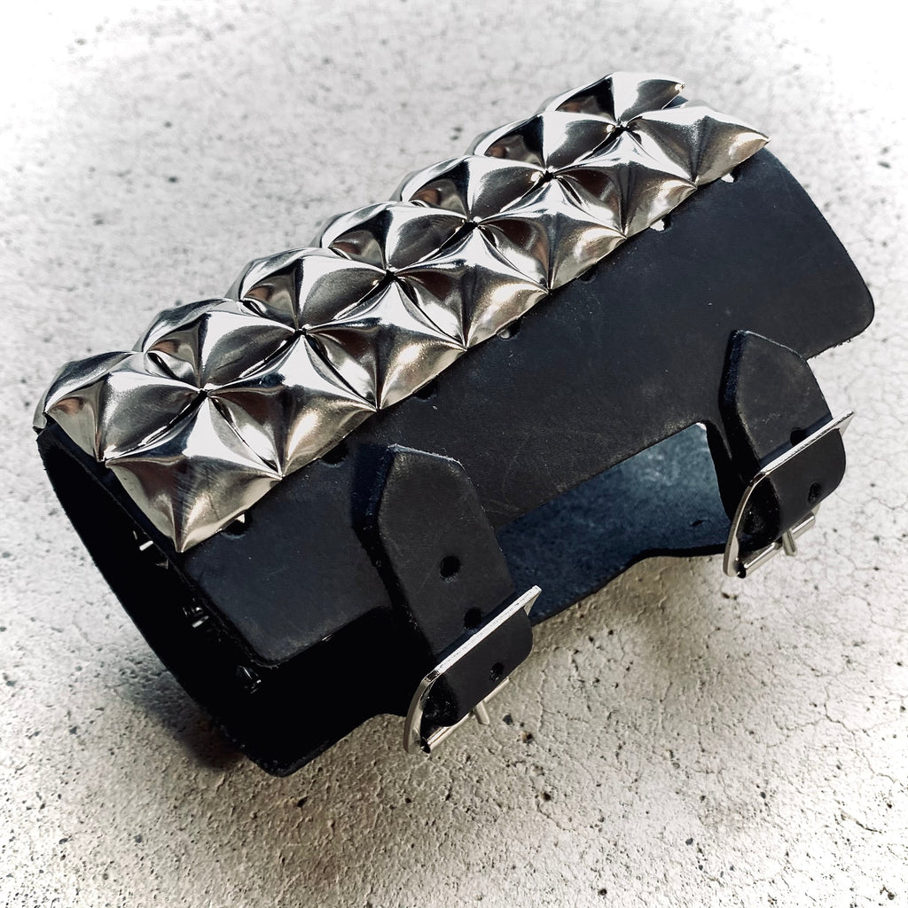 Hellion Gauntlet Studded Leather