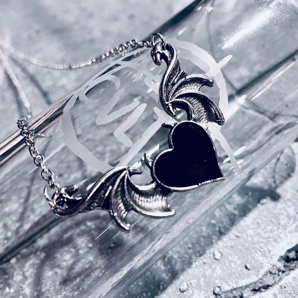 Black Heart Pendant Necklace