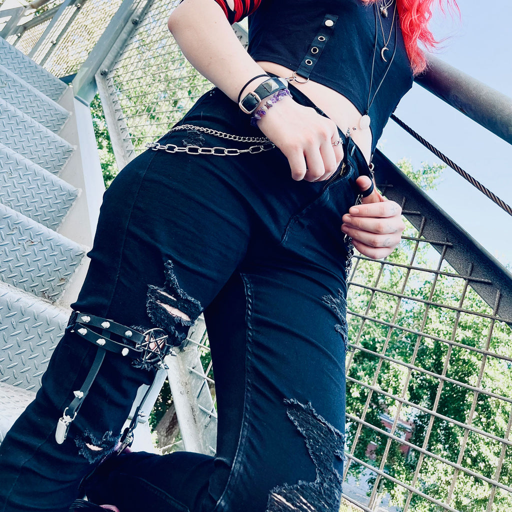 Menace Accessory Chain
