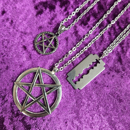 Penta Reveries Pendant