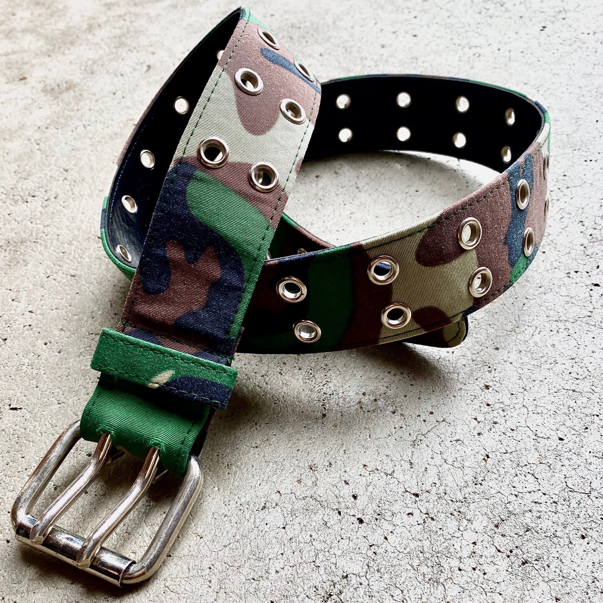 Camo Rivet Belt
