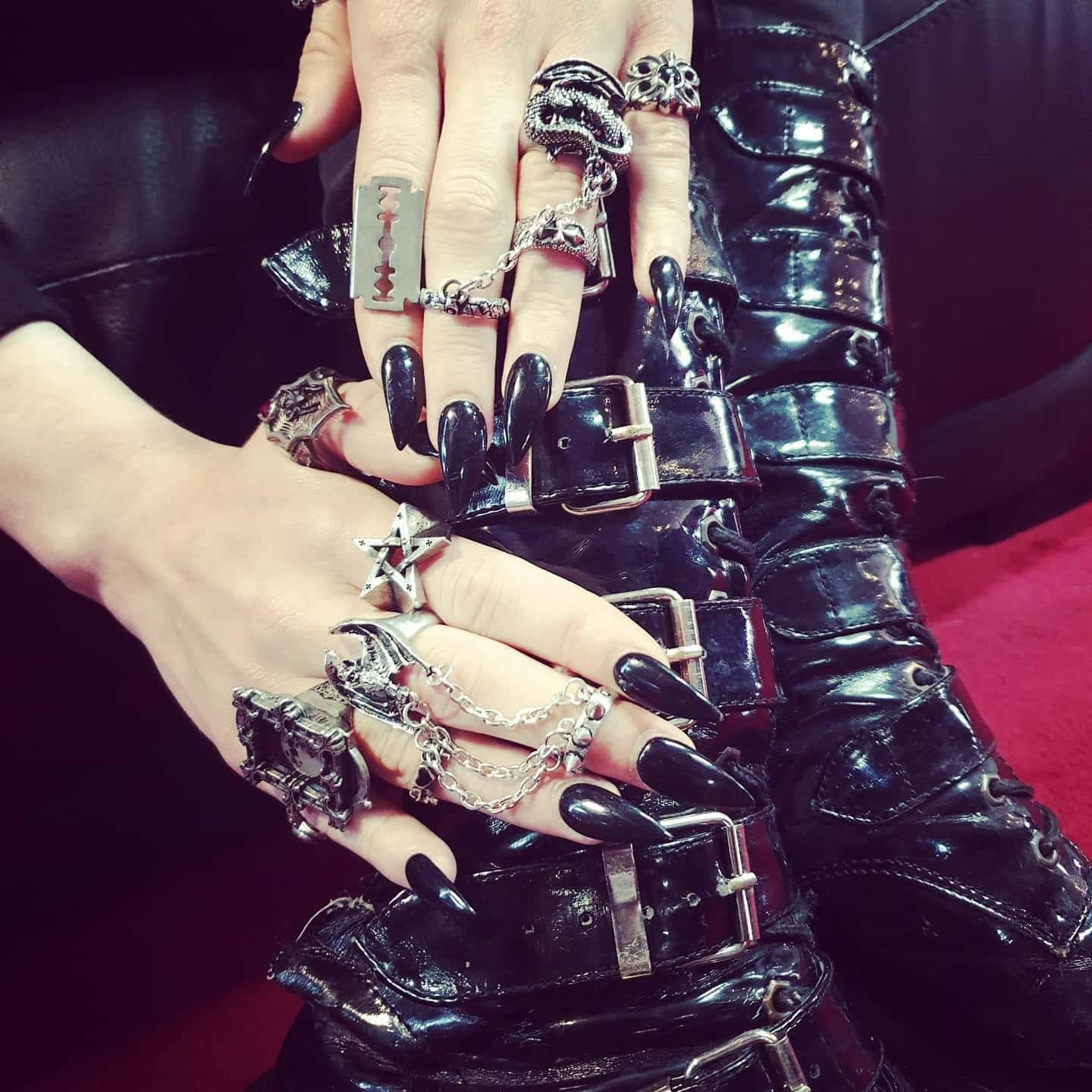 Bat Bakke Fetta Chain Slave Ring