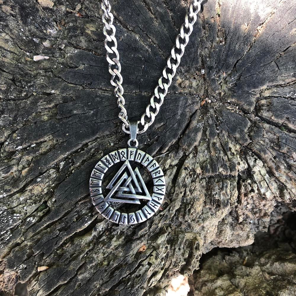 Valknut Pendant Choker Necklace
