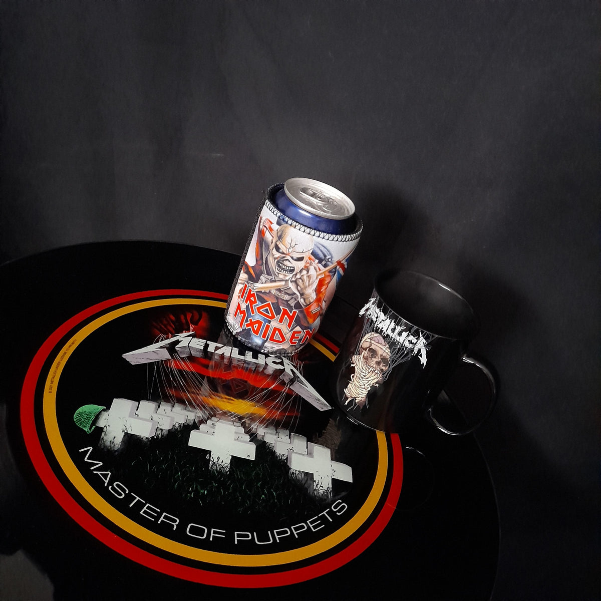 METALLICA Master of Puppets Table