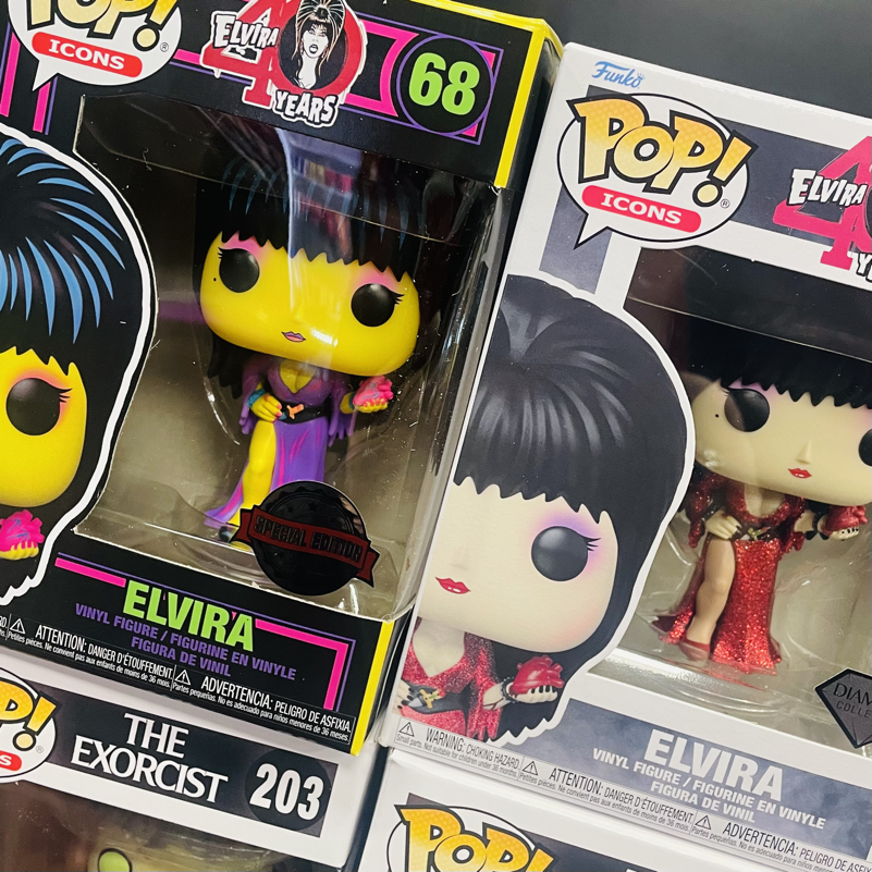 Elvira: Mistress of the Dark - Black Light Pop!