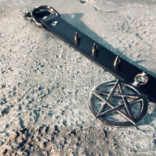 Hex Me Pentagram Collar
