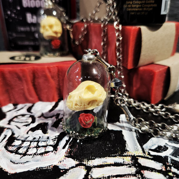 Cloche Nightstalker Necklace