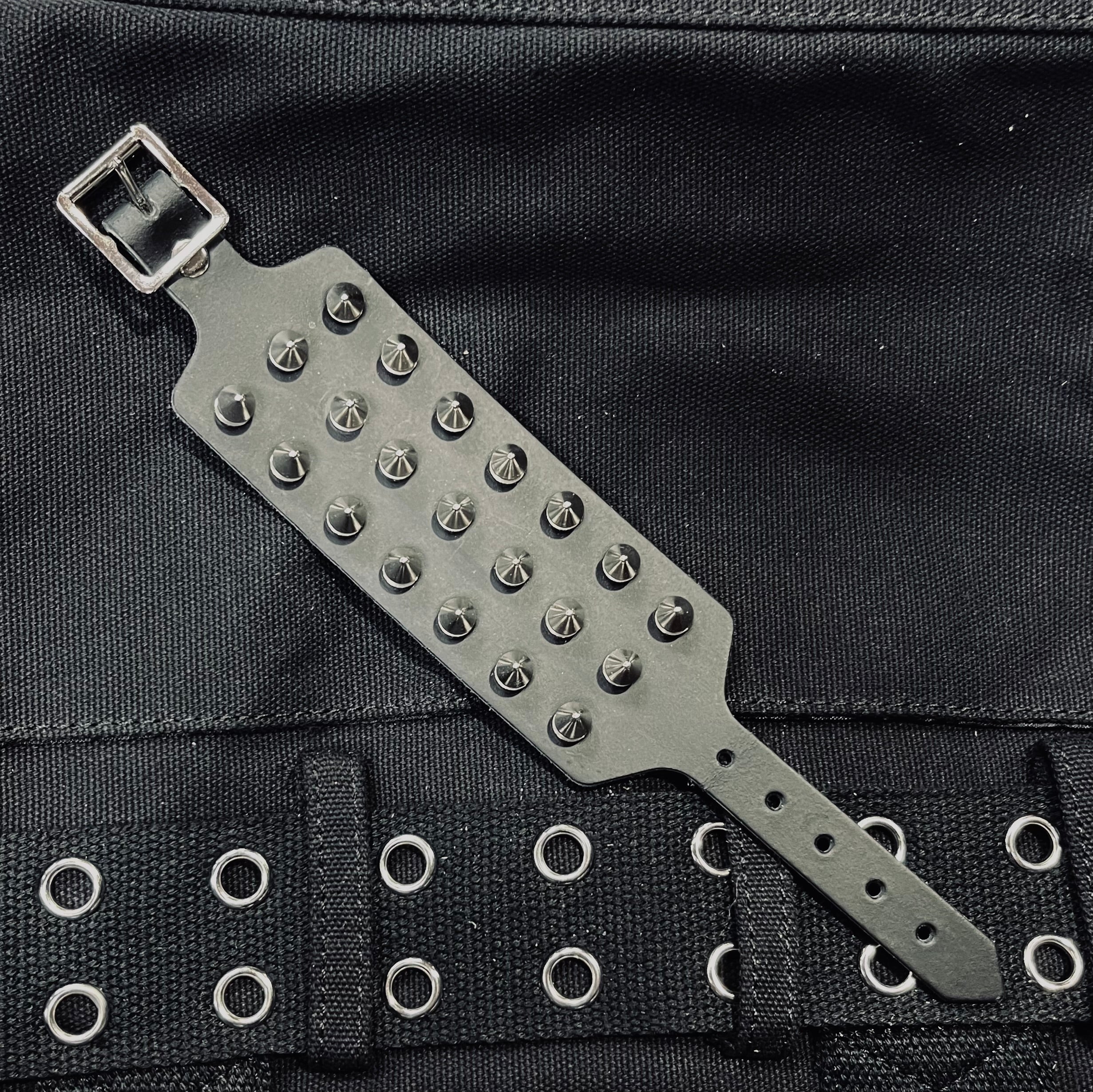 Triple Killer Spike Cuff