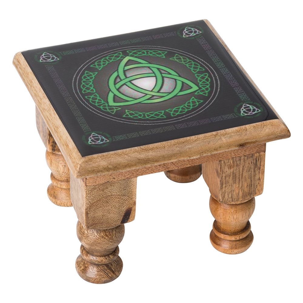Mini Triqueta Altar Table