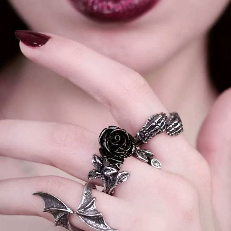 Wild Black Rose Ring