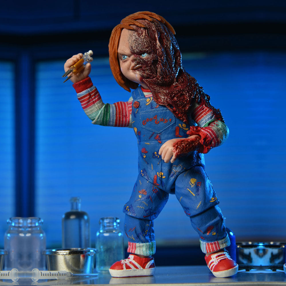 Chucky 7" Scale (TV Series) Ultimate Action Figure