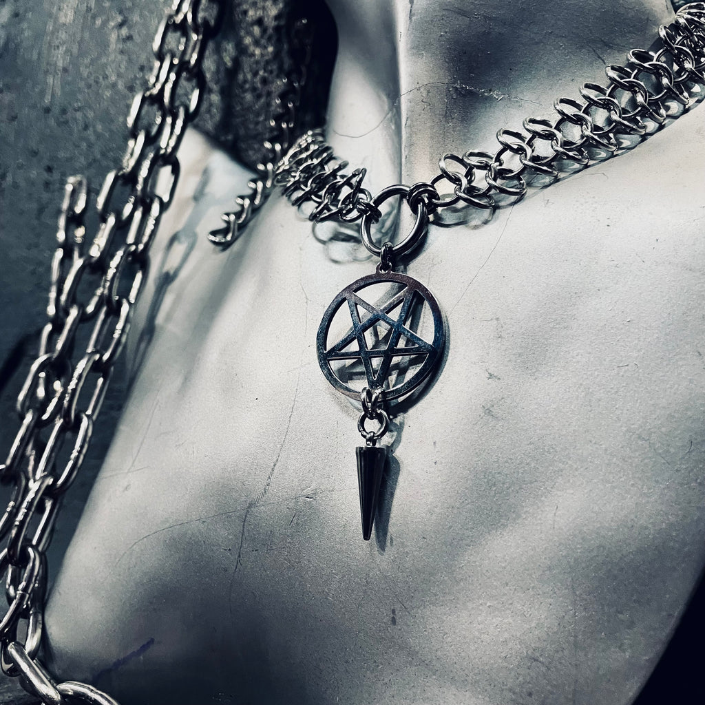 Armoured Helvete Choker