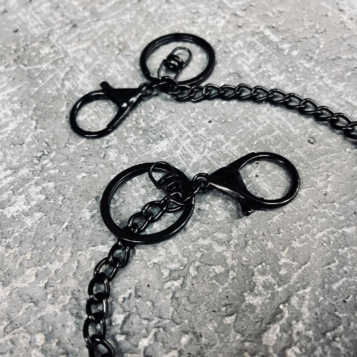 Cryptor Nero Accessory Chain