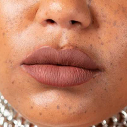 Beleth Liquid Lipstick